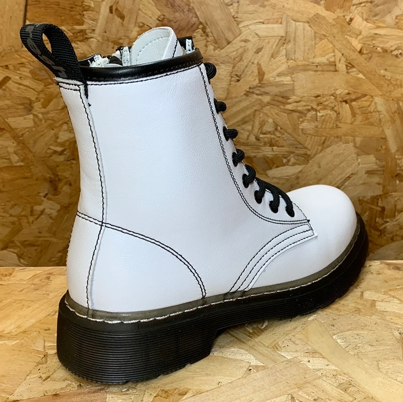 Refresh Fashion-Stiefelette für Damen – Weiß