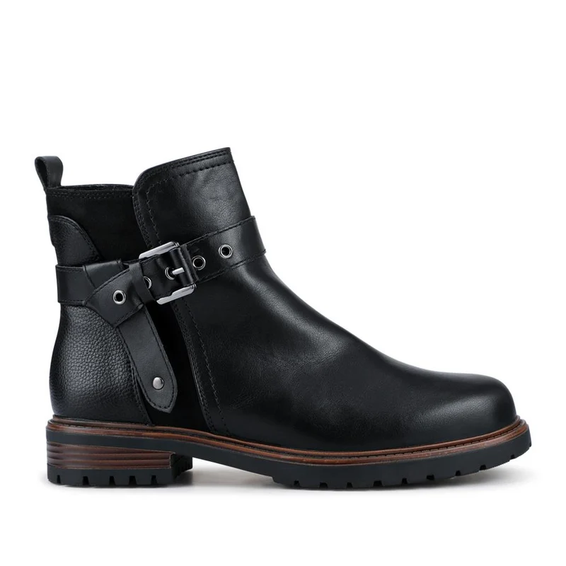 Buckle-Detail Ankle Boots - WOIL40003 / 326 127 - Black