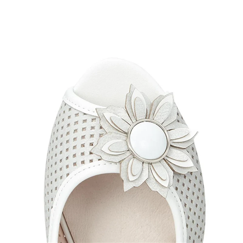 Open-Toed Pumps - SAND1900 / 135 753 - White-Silver