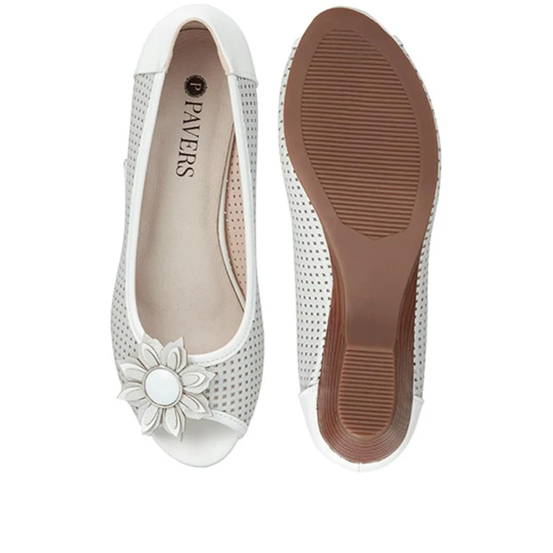 Open-Toed Pumps - SAND1900 / 135 753 - White-Silver