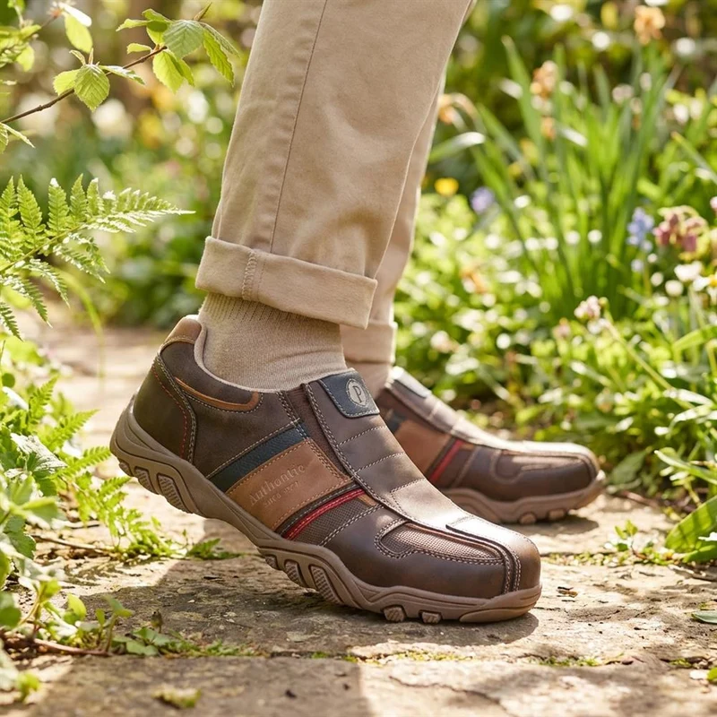 Wide Fit Slip-On Trainers - VSHI40003 / 325 701 - Brown Multi