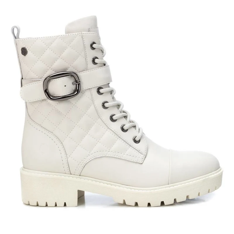 Carmela Modischer Damenstiefel aus gestepptem Leder – Ice
