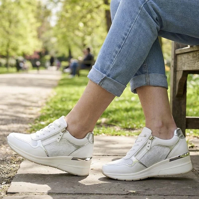 Metallic Accent Wedge Trainers - BELWOIL39019 / 325 106 - White