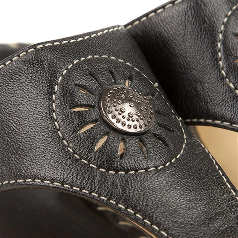 Fly Flot Leather Toe Post with Metal Centre Stud - KFFLY1901 / 146 506 - Black