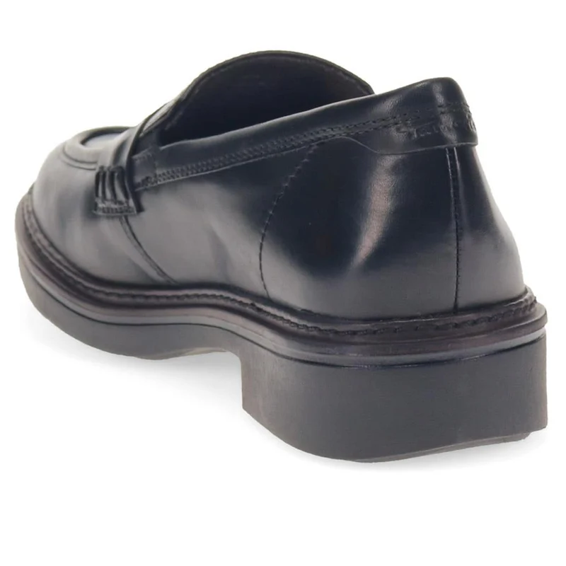 Wide-Fit Heeled Penny Loafers - JANA40504 / 326 067 - Black