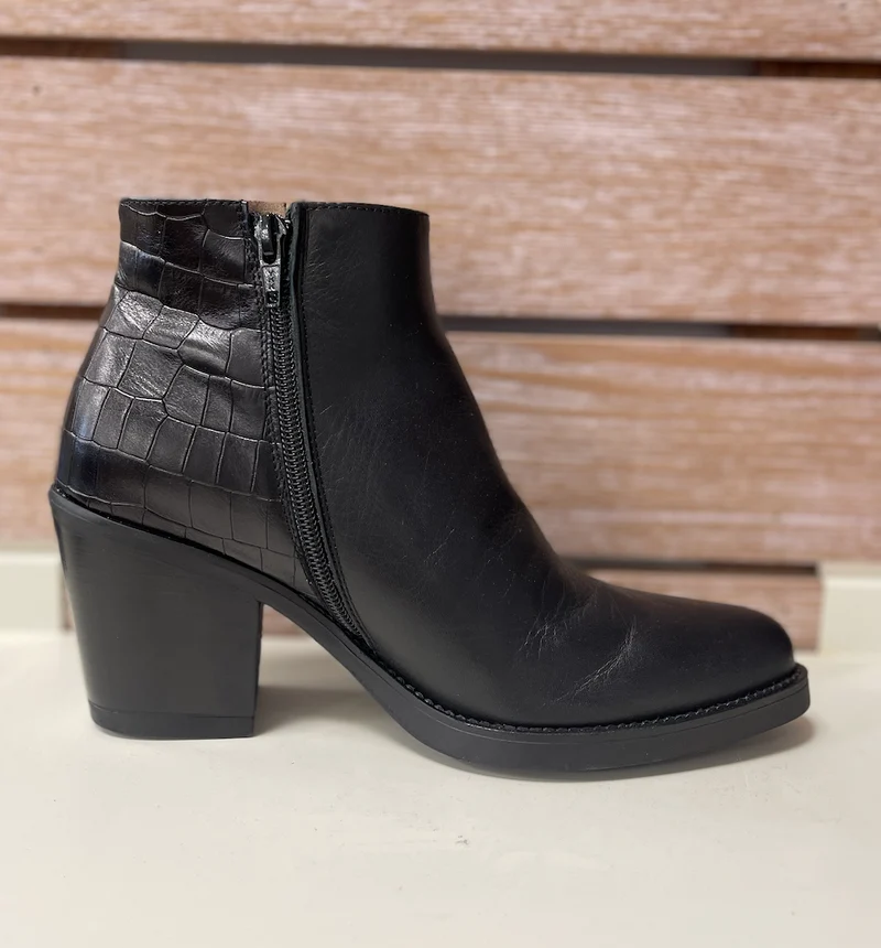 Patricia Millar Damen Leder Stiefeletten - Schwarz